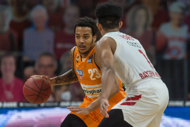 杯的赛场上 杯的赛场上