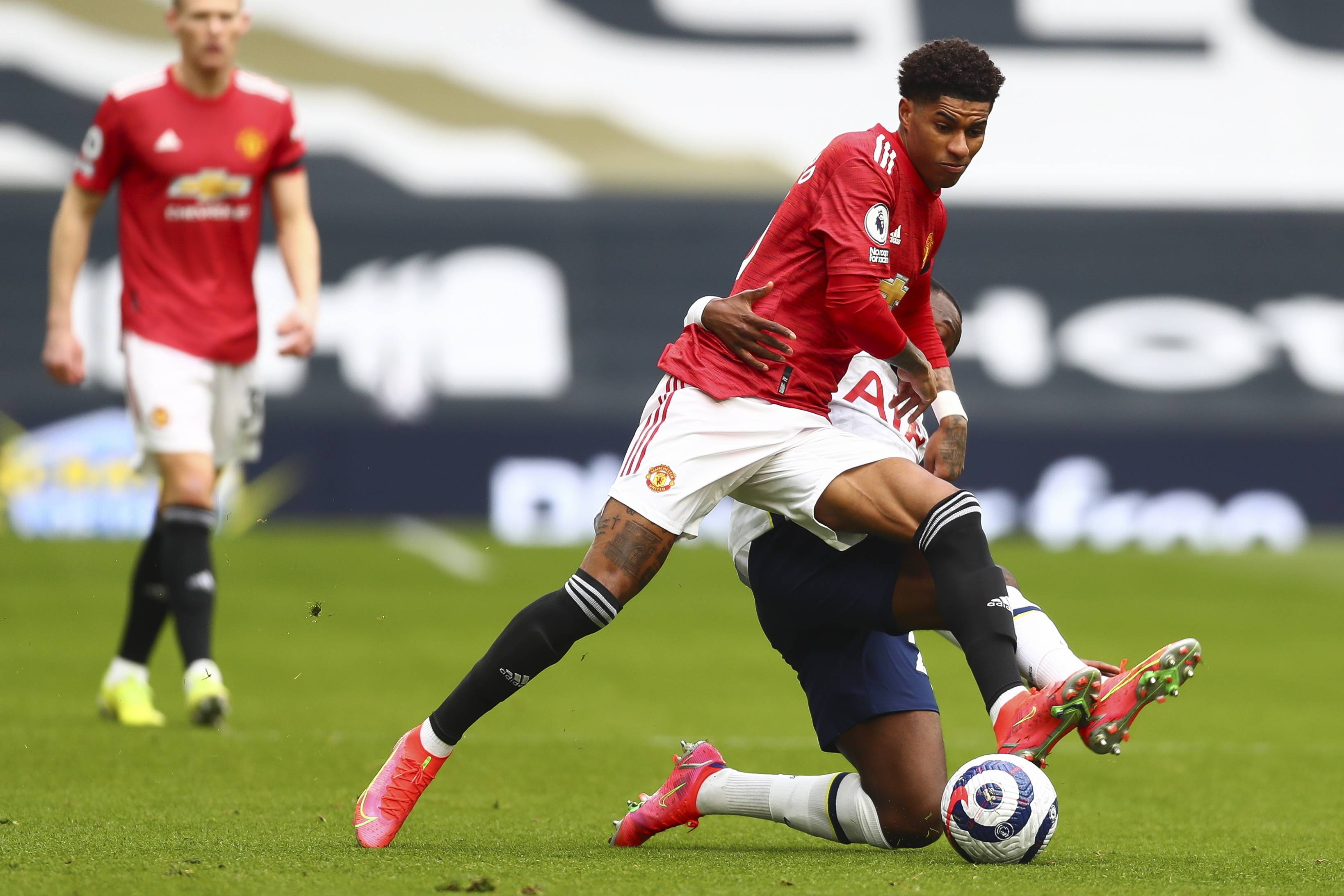 并培养替补 并培养替补