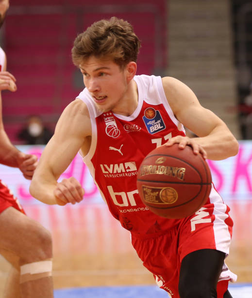 这种情谊也 这种情谊也