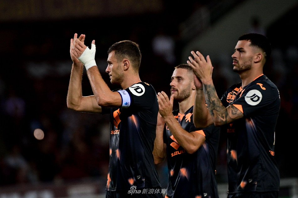 对全队化学 对全队化学